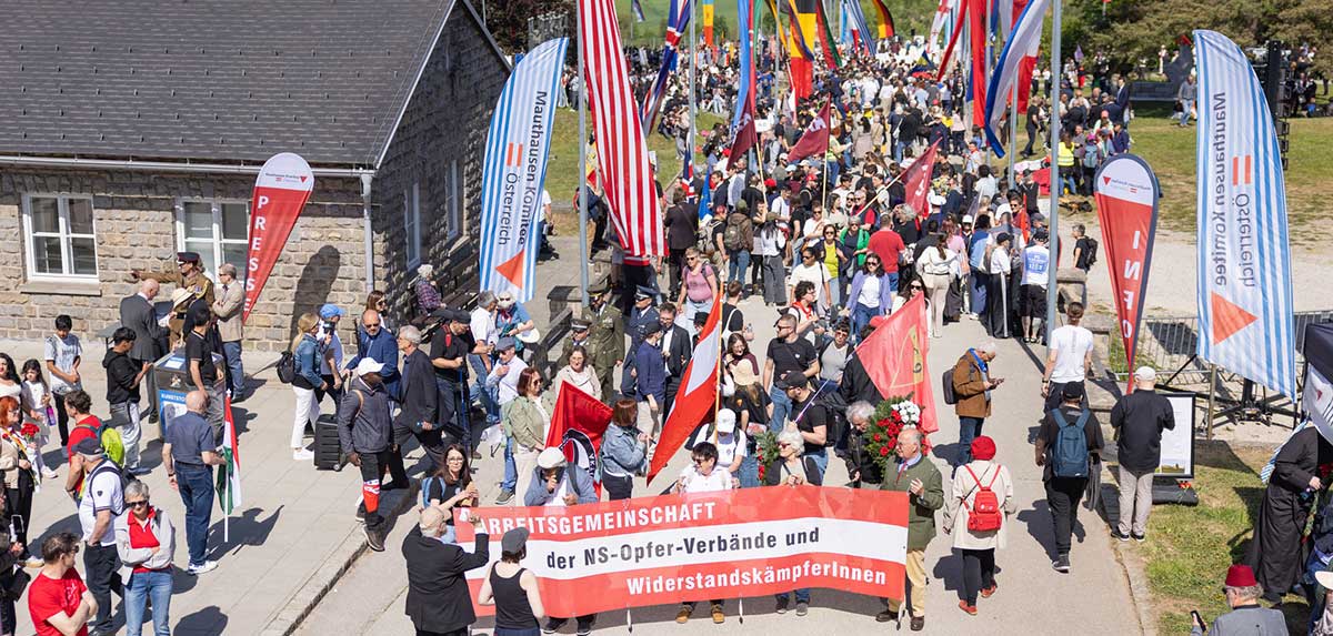 Mehr als 13.000 Menschen erinnern in Mauthausen an die Befreiung des Konzentrationslagers
