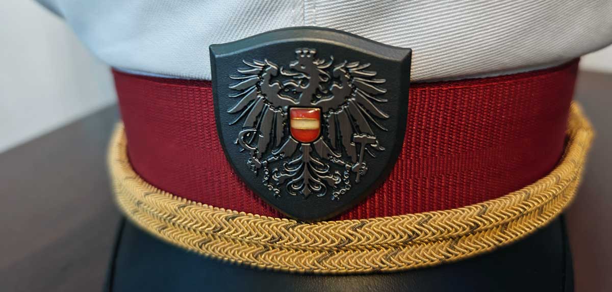 Debatte um Polizeidienstzeiten